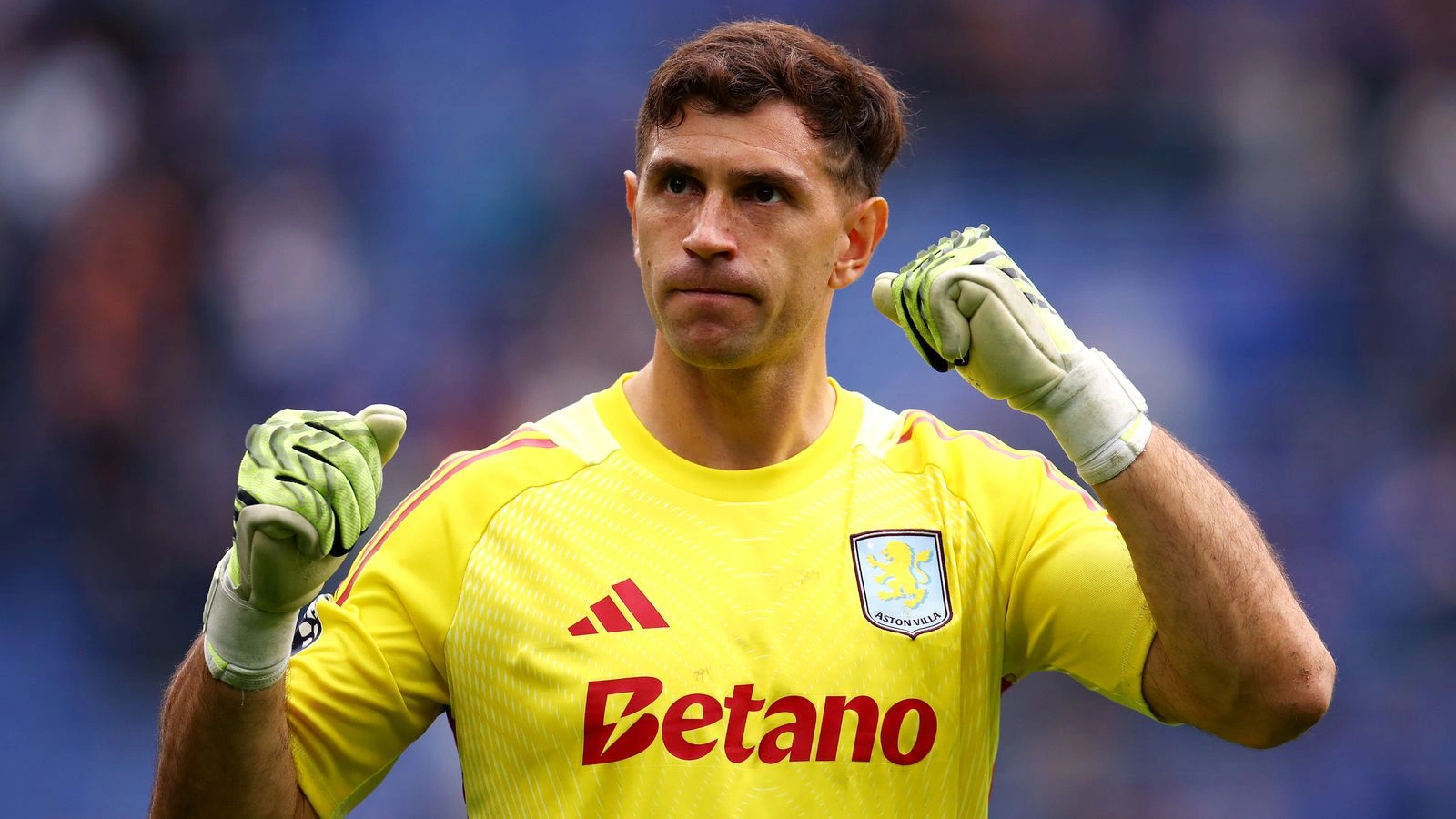 Chelsea Complete £7.5m Transfer for Aston Villa Goalkeeper Emiliano Martínez