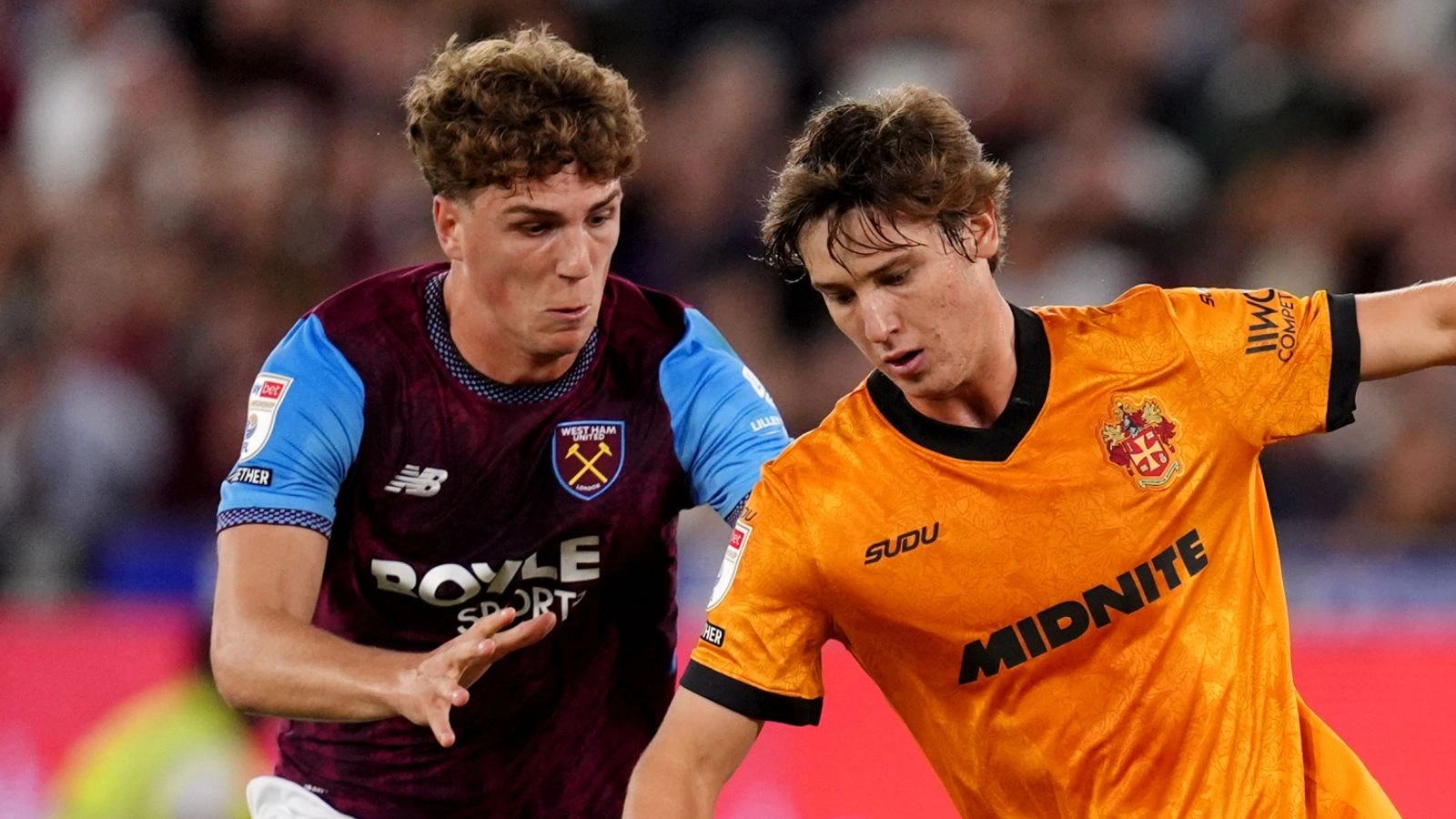 West Ham Overcome Wolves 4-2 to Secure First Championship Win