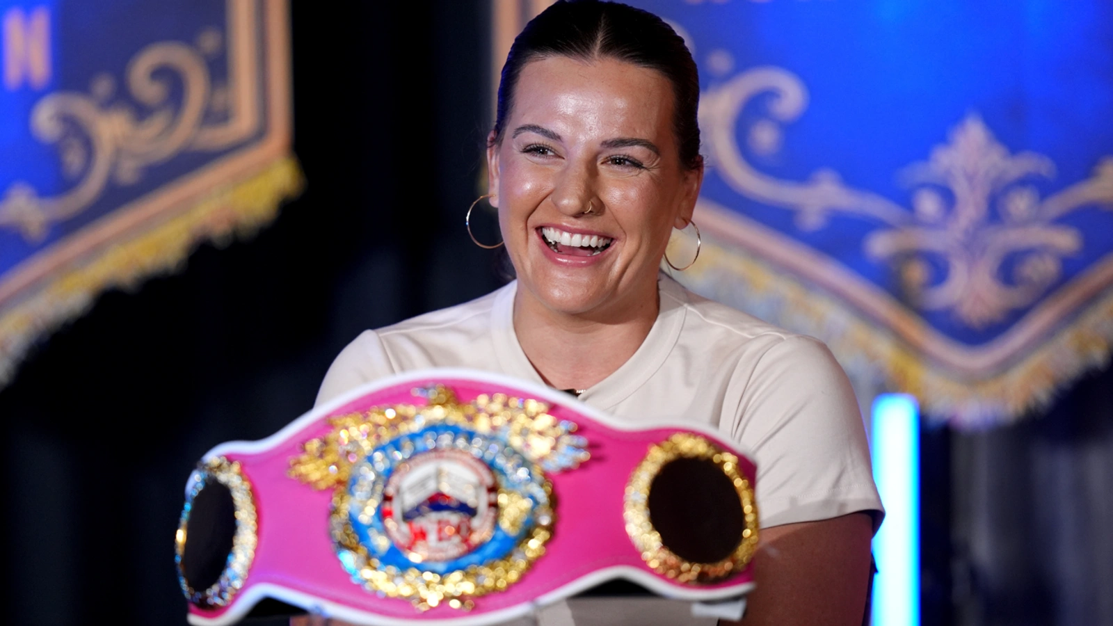 Chantelle Cameron Targets Career-Best Showing in Super Welterweight Unification Against Mikaela Mayer