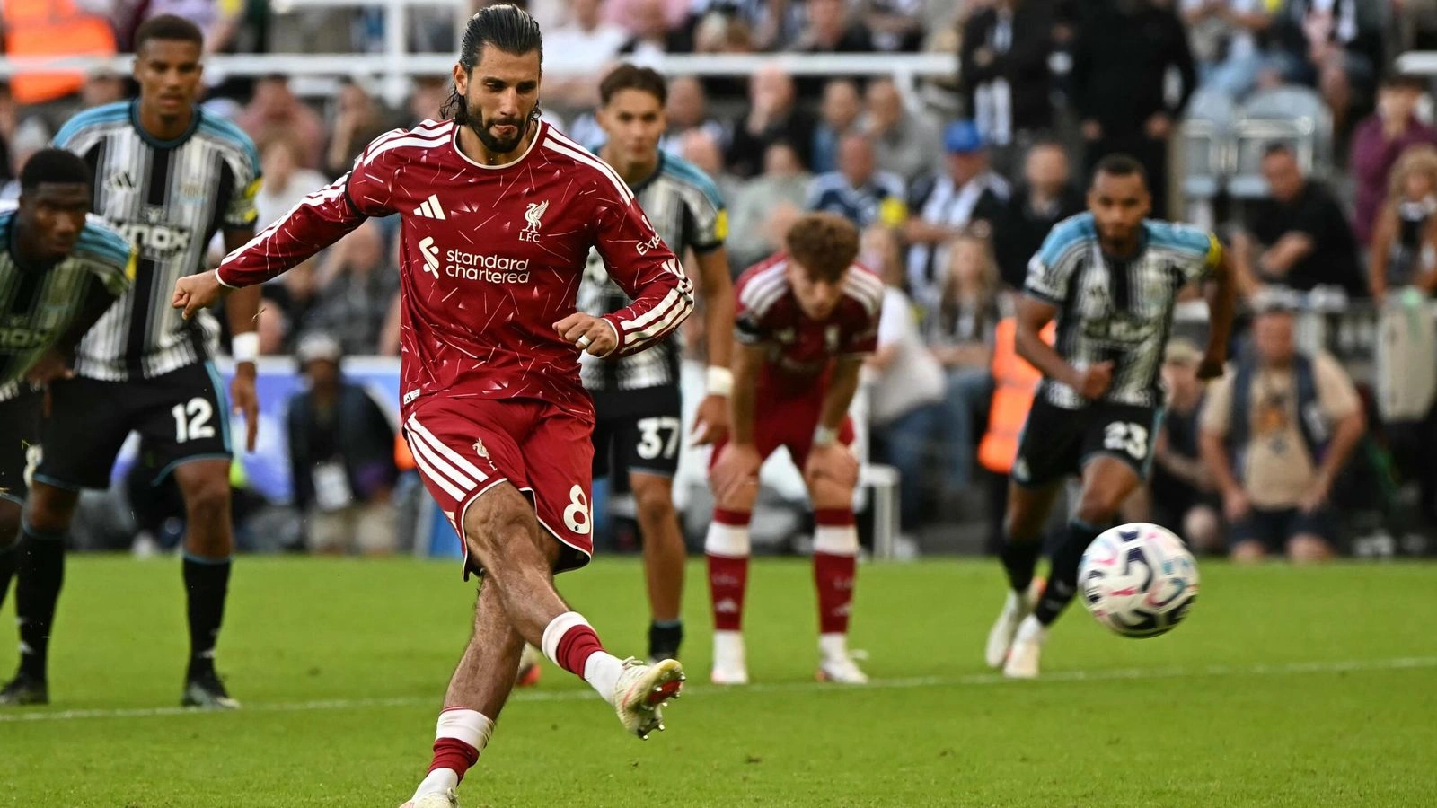 Szoboszlai 99th-Minute Penalty Rescues Liverpool in 2-2 Thriller at Newcastle